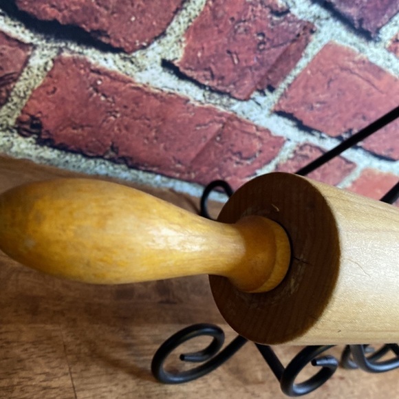 Vintage Wood Rolling Pin - Picture 7 of 7